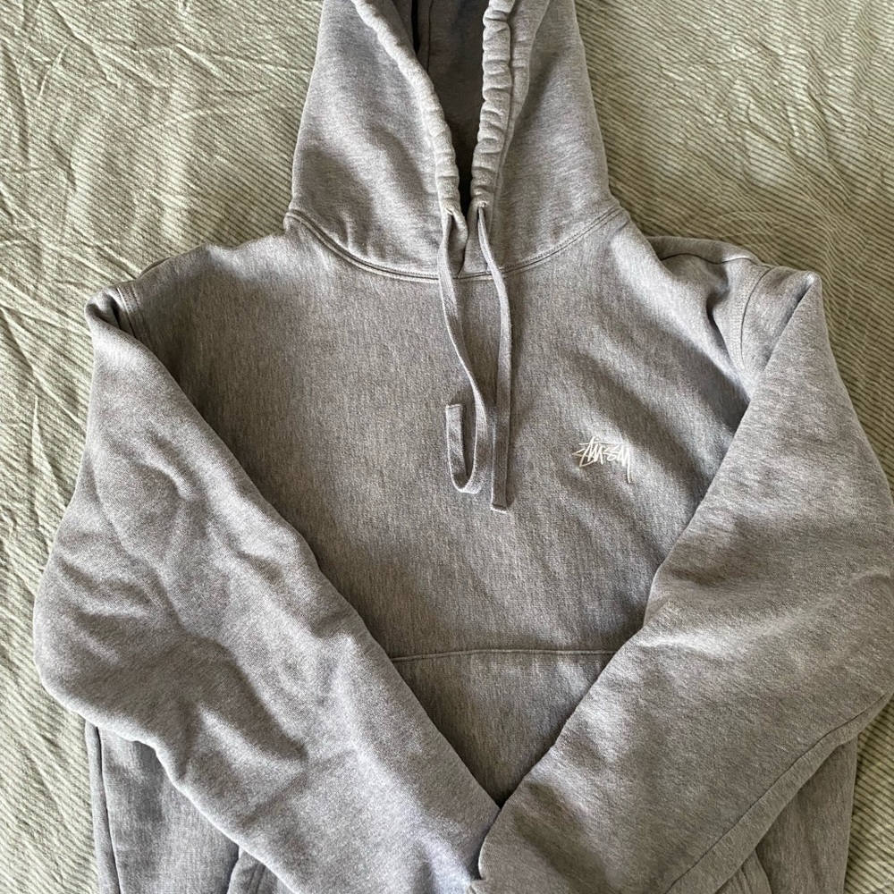 Stussy Light Gray Hoodie with Logo